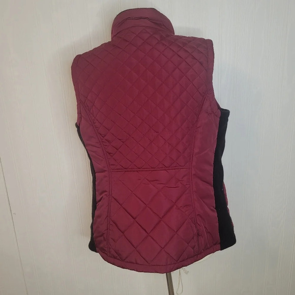 Andrew Marc Red Vest - Picture 8 of 8